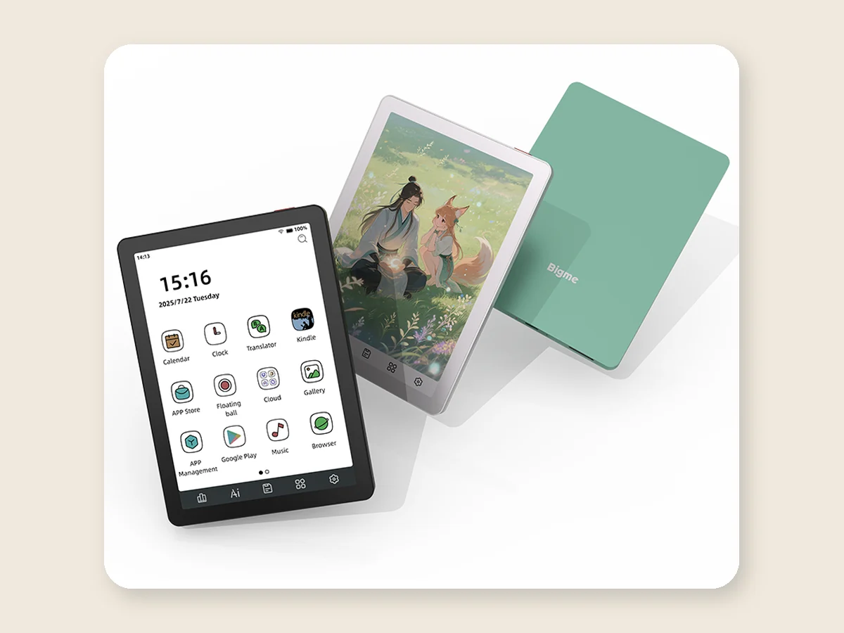 Bigme B6 Color hitam dengan layar beranda berisi ikon Google Play dan Browser, di belakangnya B6 Color lain dan tampak belakang warna hijau